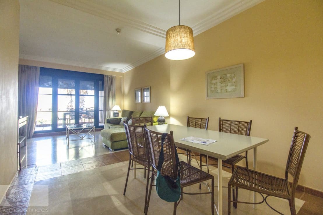 2 soveværelse Lejlighed til salg i Isla Canela med swimmingpool - € 260.000 (Ref: 8607842)