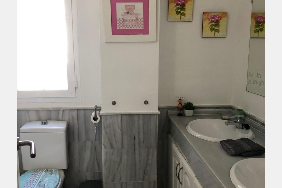 4 soveværelse Villa til salg i Nuevo Portil med swimmingpool - € 549.000 (Ref: 8699163)