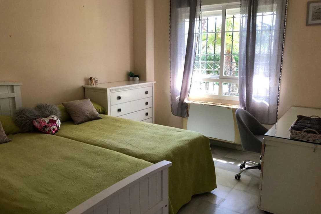 4 soveværelse Villa til salg i Nuevo Portil med swimmingpool - € 549.000 (Ref: 8699163)