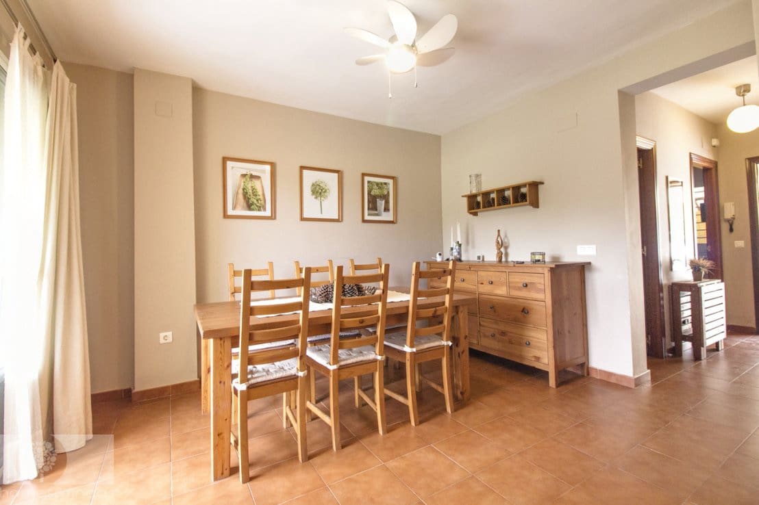 4 bedroom Villa for sale in Lepe with pool - € 335,000 (Ref: 8774817)