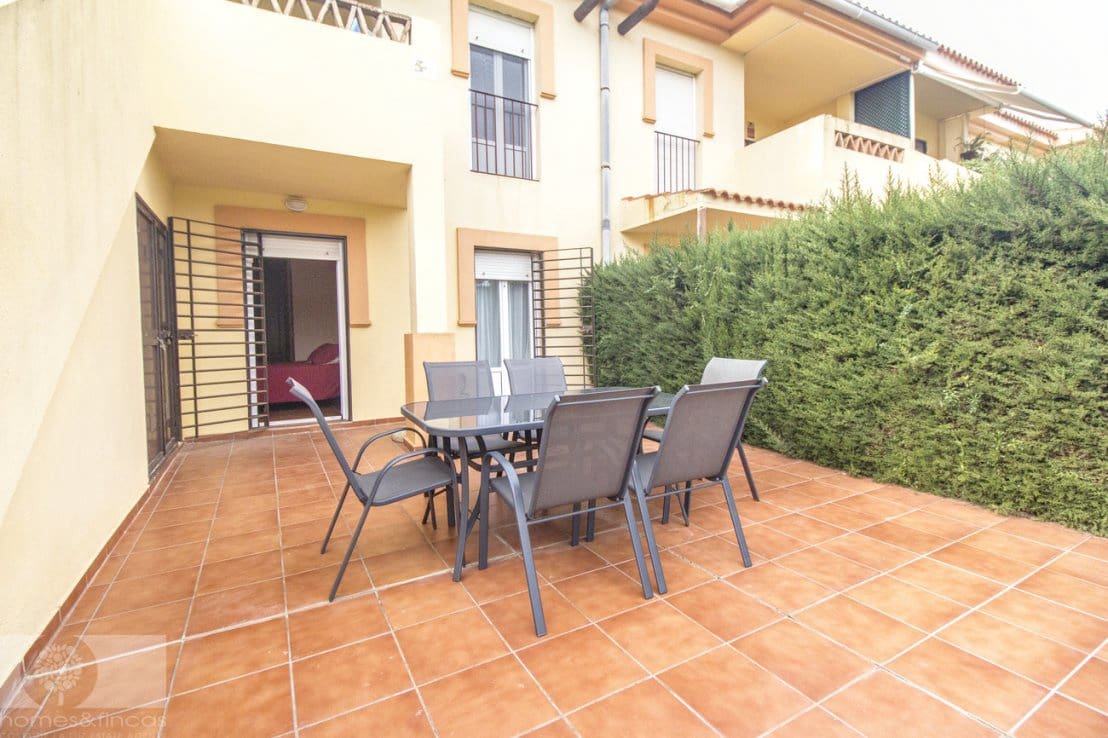 4 bedroom Villa for sale in Lepe with pool - € 335,000 (Ref: 8774817)