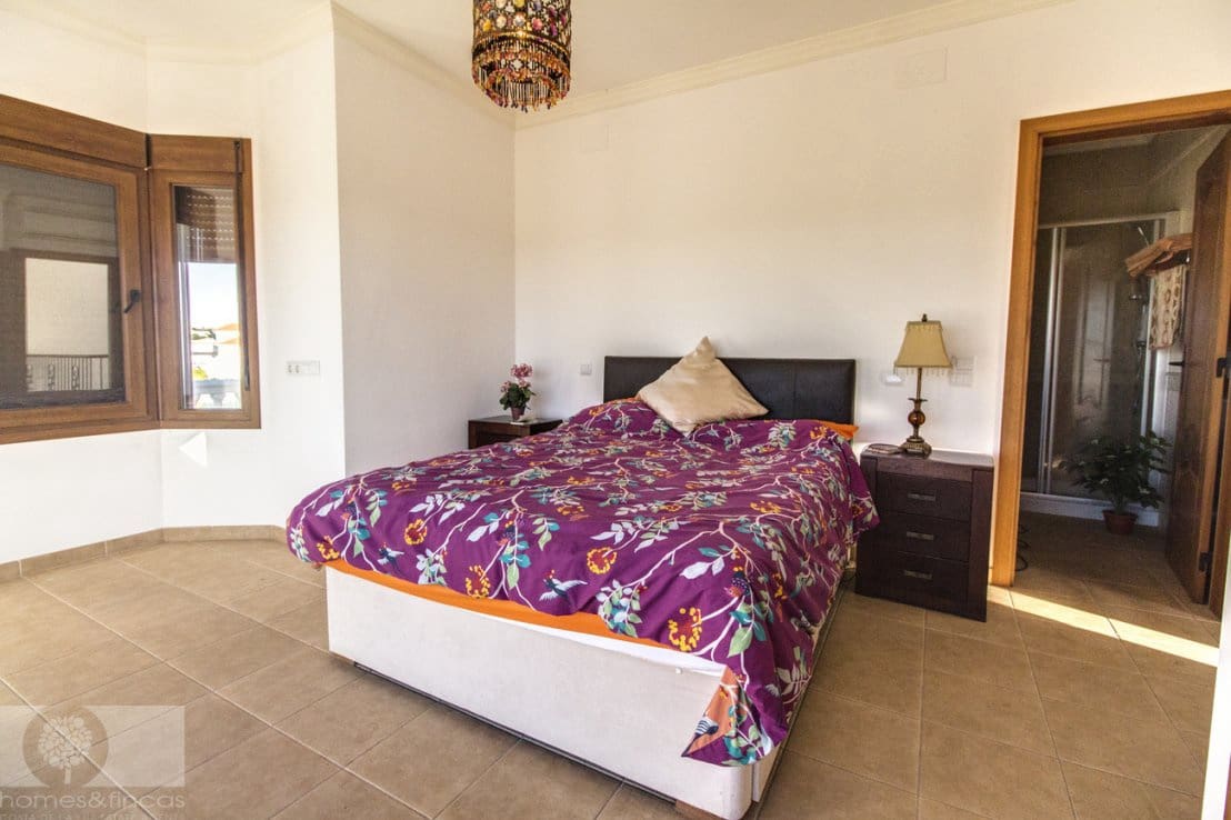 4 soveværelse Villa til salg i Ayamonte med swimmingpool - € 850.000 (Ref: 8820896)