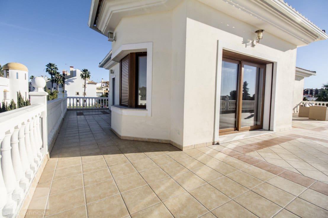 4 soveværelse Villa til salg i Ayamonte med swimmingpool - € 850.000 (Ref: 8820896)