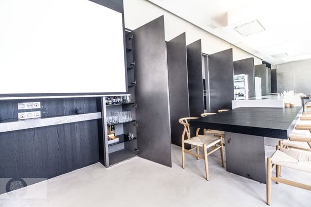 2 bedroom Villa for sale in Lepe - € 395,000 (Ref: 8828214)