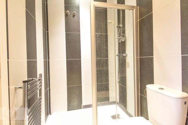 9 Zimmer Villa zu verkaufen in Ayamonte mit Pool - 698.000 € (Ref: 8850433)