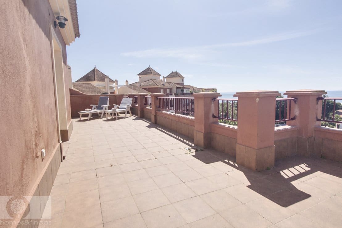 3 soveværelse Lejlighed til salg i Isla Canela med swimmingpool - € 510.000 (Ref: 8934597)