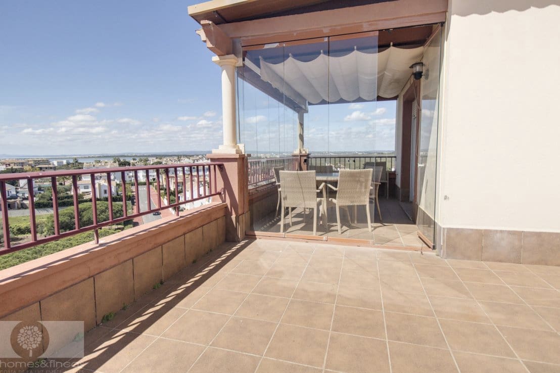 3 soveværelse Lejlighed til salg i Isla Canela med swimmingpool - € 510.000 (Ref: 8934597)