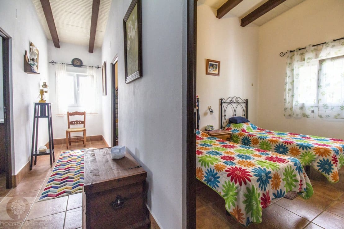 3 chambre Finca/Maison de Campagne à vendre à Lepe - 240 000 € (Ref: 8934598)