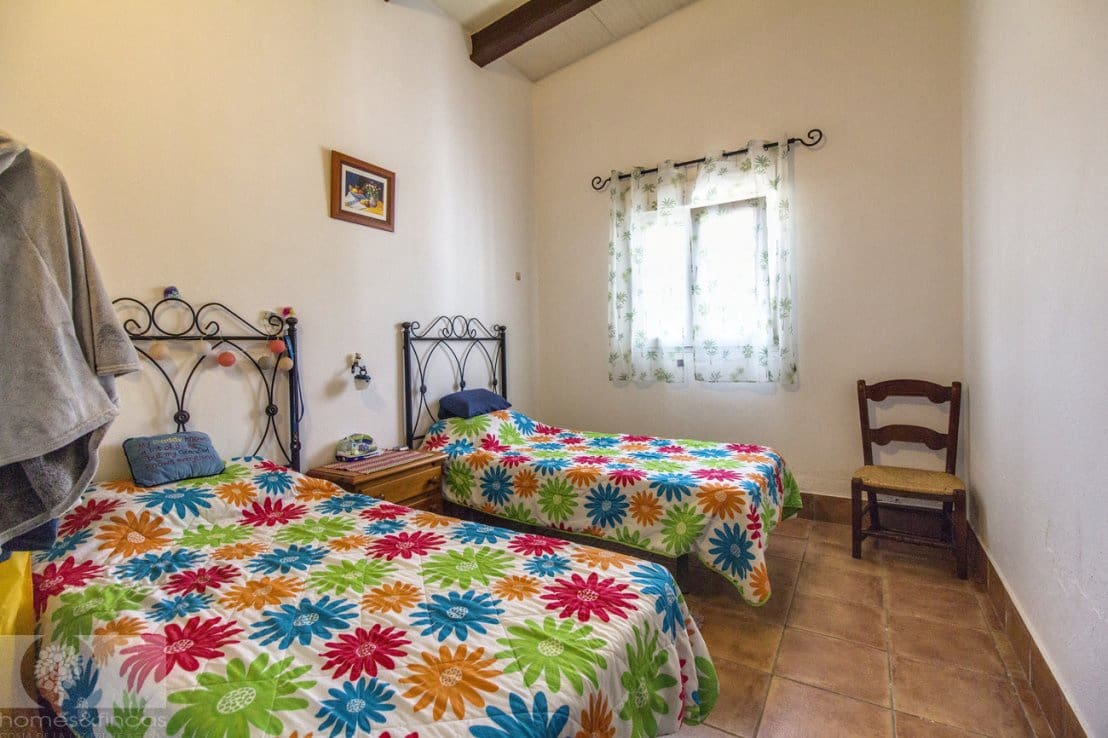 3 chambre Finca/Maison de Campagne à vendre à Lepe - 240 000 € (Ref: 8934598)