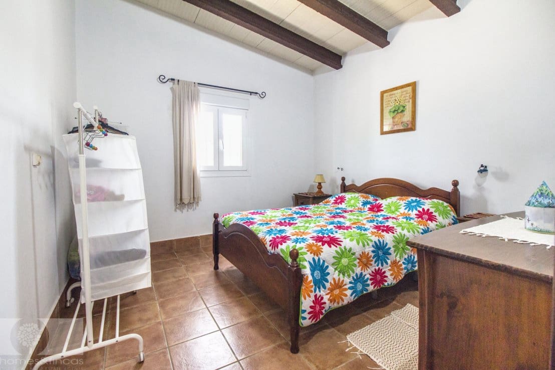 3 chambre Finca/Maison de Campagne à vendre à Lepe - 240 000 € (Ref: 8934598)