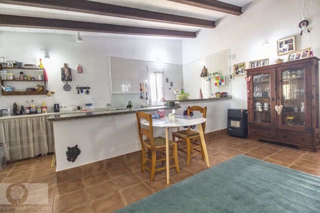 3 bedroom Finca/Country House for sale in Lepe - € 240,000 (Ref: 8934598)