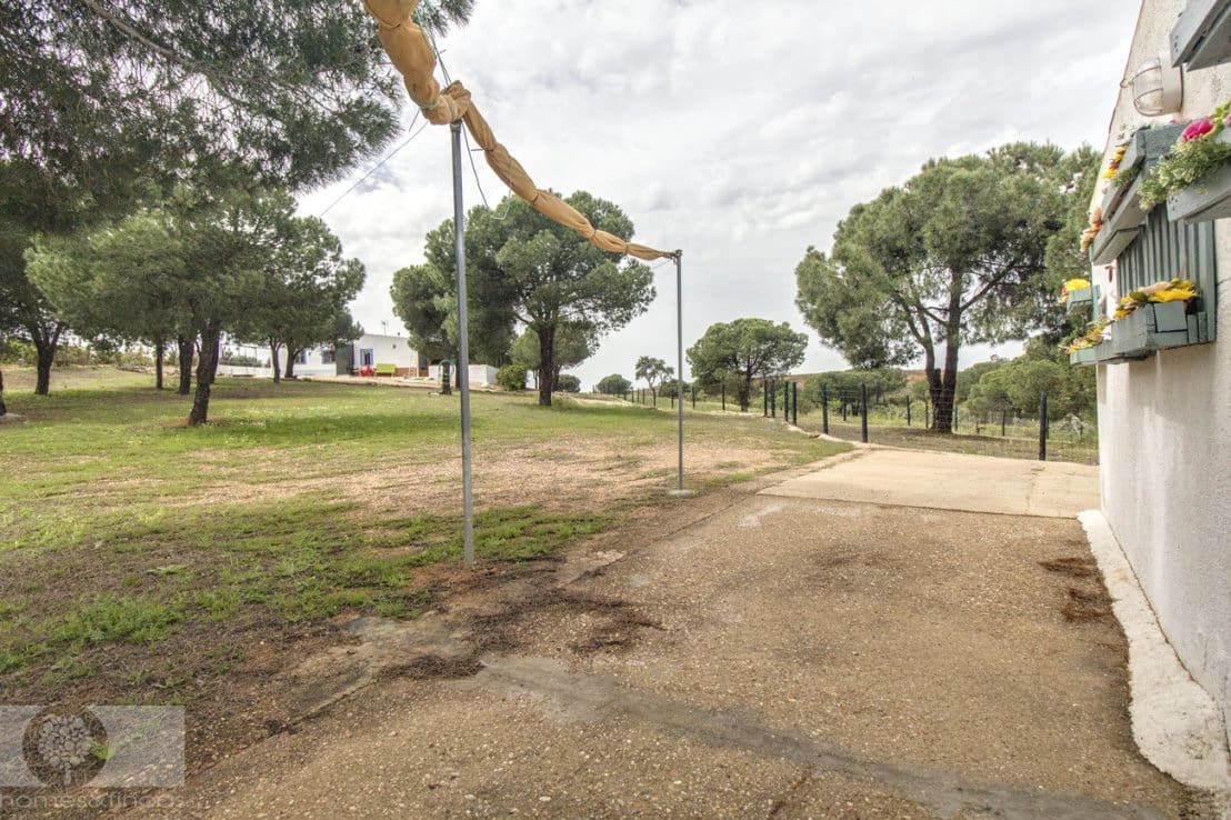 3 chambre Finca/Maison de Campagne à vendre à Lepe - 240 000 € (Ref: 8934598)