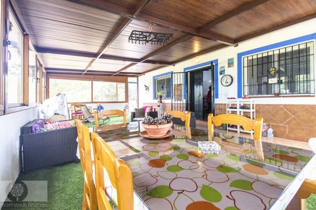 3 bedroom Finca/Country House for sale in Lepe - € 240,000 (Ref: 8934598)