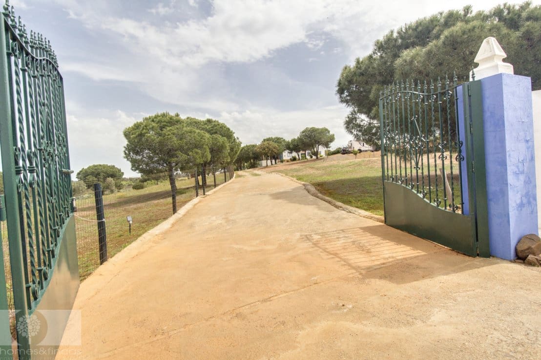 3 chambre Finca/Maison de Campagne à vendre à Lepe - 240 000 € (Ref: 8934598)