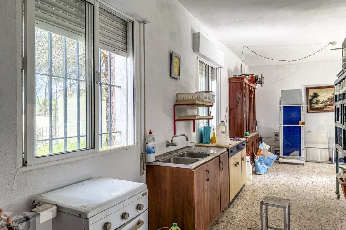 Finca/Country House for sale in Lepe - € 140,000 (Ref: 8940616)