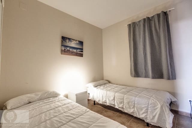 2 bedroom Apartment for sale in Ayamonte with pool - € 225,000 (Ref: 8973937)