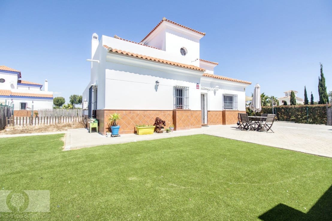 4 soveværelse Villa til salg i Ayamonte - € 370.000 (Ref: 8997348)