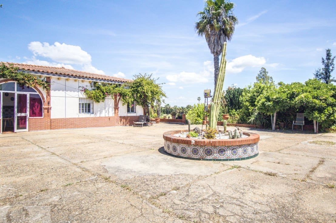 4 soveværelse Finca/Landehus til salg i Cartaya med swimmingpool - € 469.000 (Ref: 9023826)