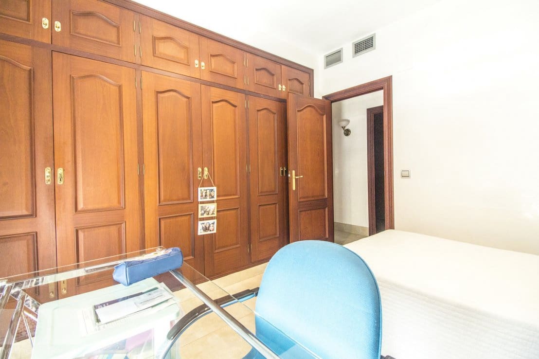 5 soveværelse Villa til salg i La Antilla - € 395.000 (Ref: 9059845)