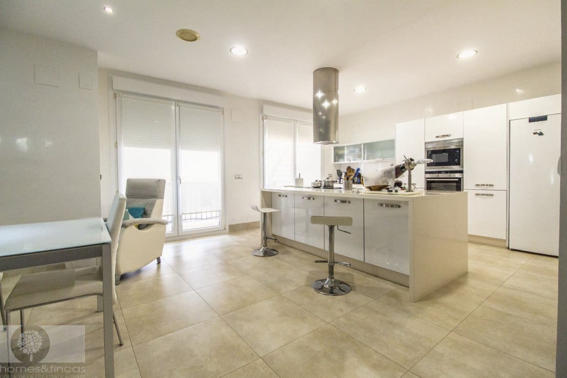 5 soveværelse Villa til salg i La Antilla - € 395.000 (Ref: 9059845)