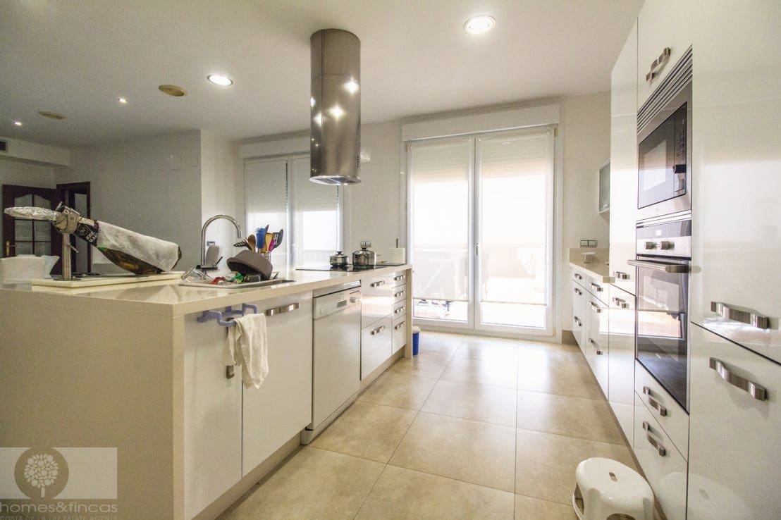 5 soveværelse Villa til salg i La Antilla - € 395.000 (Ref: 9059845)