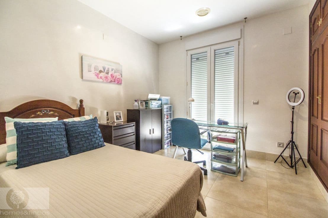 5 soveværelse Villa til salg i La Antilla - € 395.000 (Ref: 9059845)