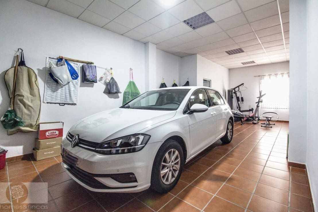 5 soveværelse Villa til salg i La Antilla - € 395.000 (Ref: 9059845)