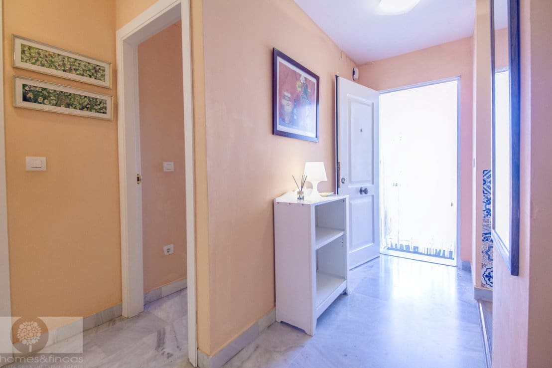 2 soverom Leilighet til salgs i Lepe med svømmebasseng - € 287 500 (Ref: 9074611)