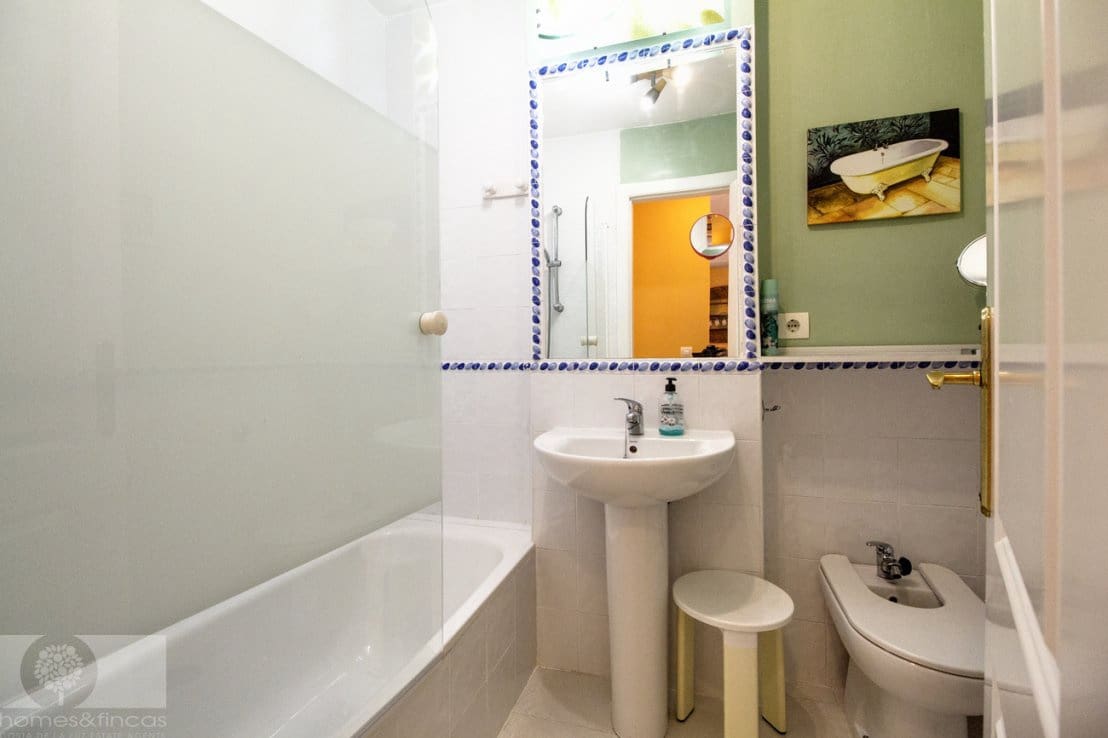 2 soverom Leilighet til salgs i Lepe med svømmebasseng - € 287 500 (Ref: 9074611)