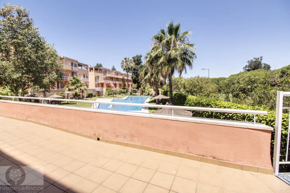 2 soverom Leilighet til salgs i Lepe med svømmebasseng - € 287 500 (Ref: 9074611)