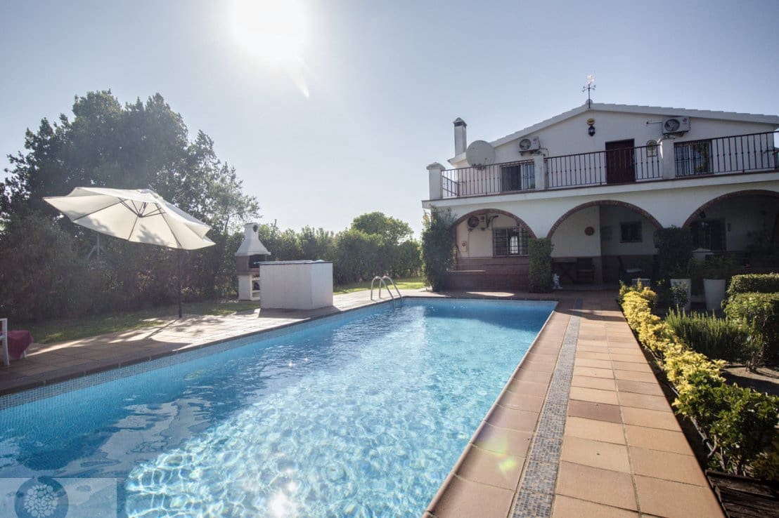 5 soveværelse Finca/Landehus til salg i Cartaya med swimmingpool - € 339.000 (Ref: 9136375)