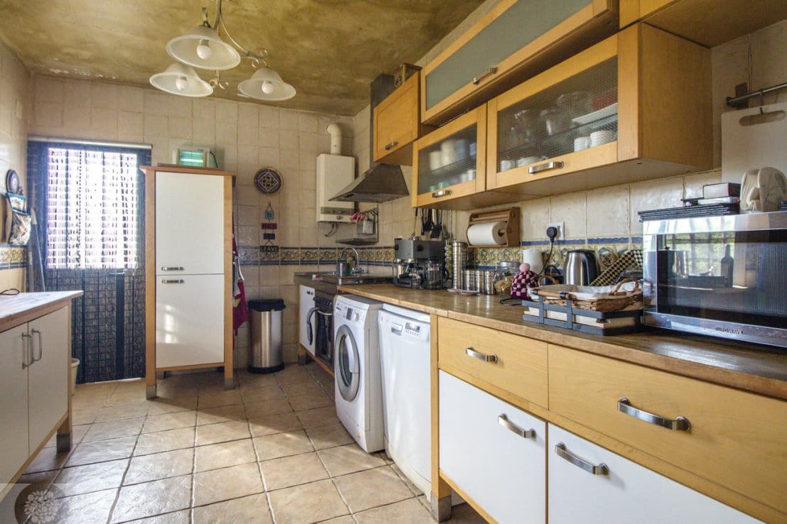 5 soveværelse Finca/Landehus til salg i Cartaya med swimmingpool - € 339.000 (Ref: 9136375)