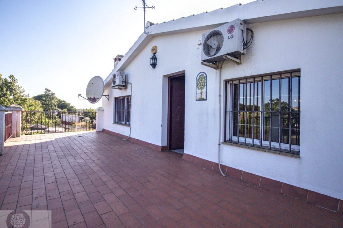 5 soveværelse Finca/Landehus til salg i Cartaya med swimmingpool - € 339.000 (Ref: 9136375)