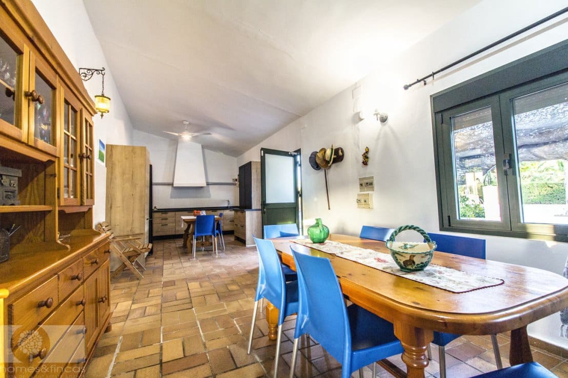 3 soverom Finca/Herregård til salgs i Ayamonte med svømmebasseng - € 380 000 (Ref: 9136376)