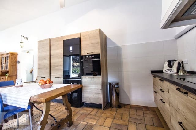 3 chambre Finca/Maison de Campagne à vendre à Ayamonte avec piscine - 380 000 € (Ref: 9136376)