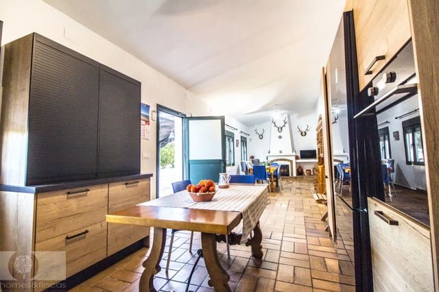 3 chambre Finca/Maison de Campagne à vendre à Ayamonte avec piscine - 380 000 € (Ref: 9136376)