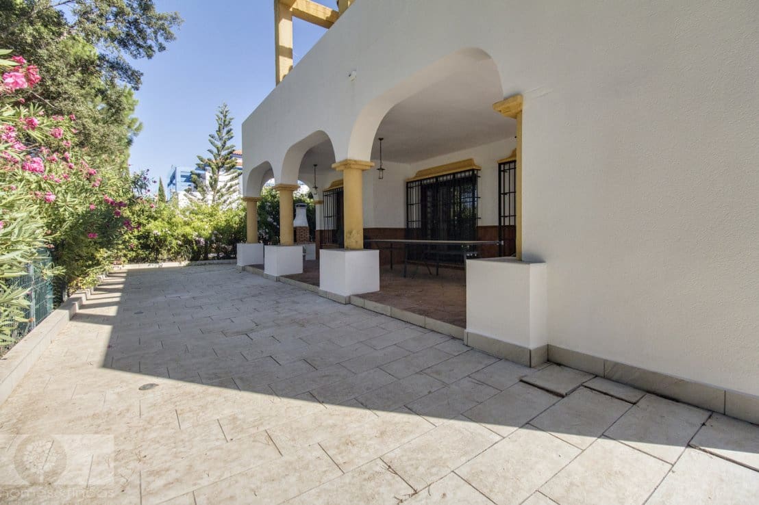 4 Zimmer Villa zu verkaufen in Ayamonte mit Pool - 449.000 € (Ref: 9263822)