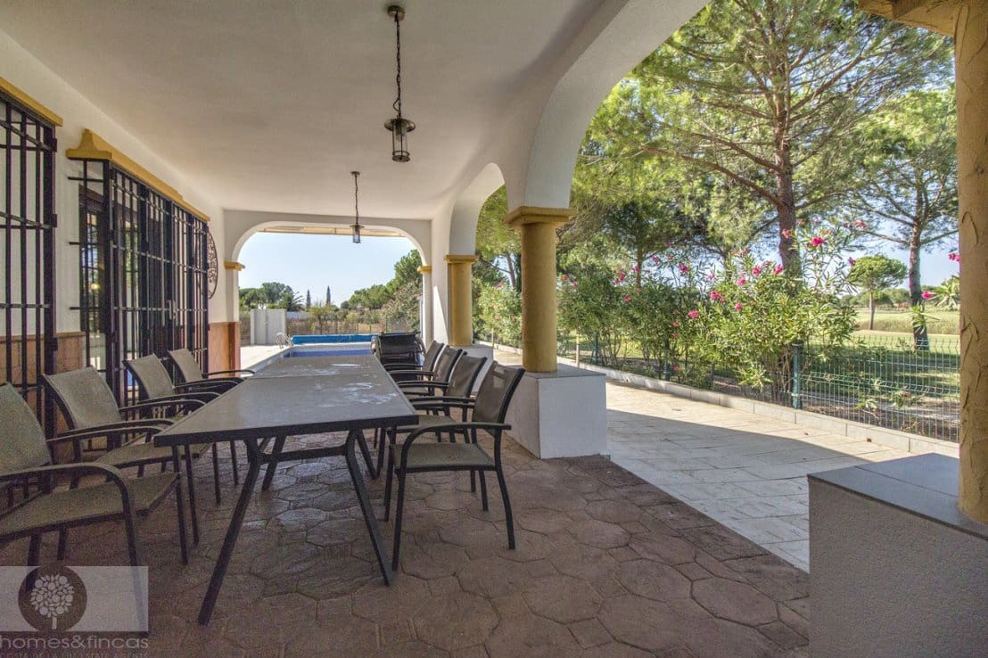 4 Zimmer Villa zu verkaufen in Ayamonte mit Pool - 449.000 € (Ref: 9263822)