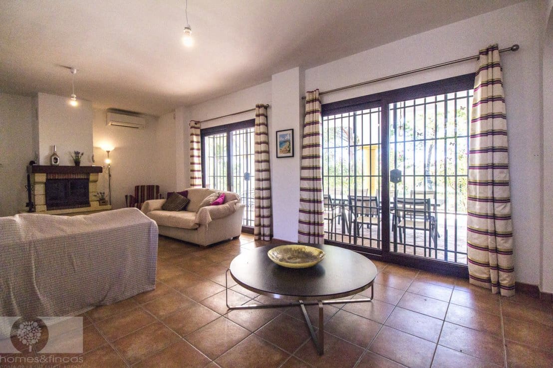 4 Zimmer Villa zu verkaufen in Ayamonte mit Pool - 449.000 € (Ref: 9263822)