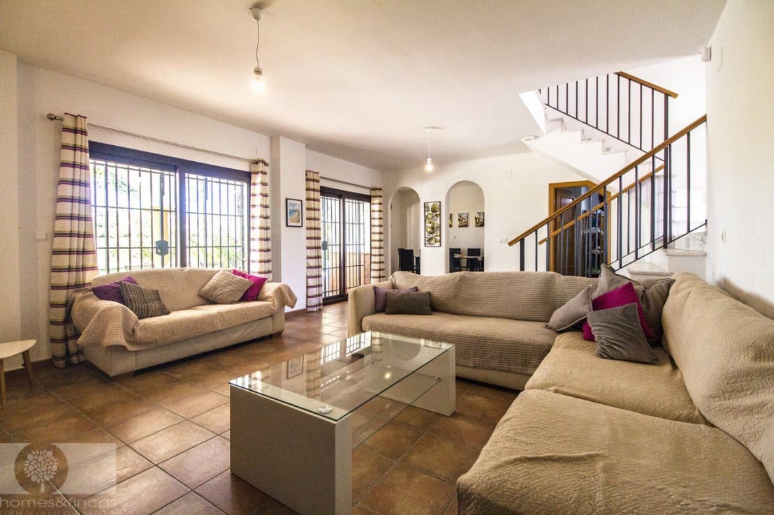 4 Zimmer Villa zu verkaufen in Ayamonte mit Pool - 449.000 € (Ref: 9263822)