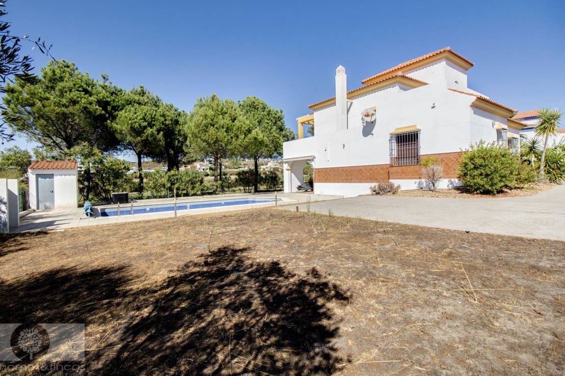 4 Zimmer Villa zu verkaufen in Ayamonte mit Pool - 449.000 € (Ref: 9263822)