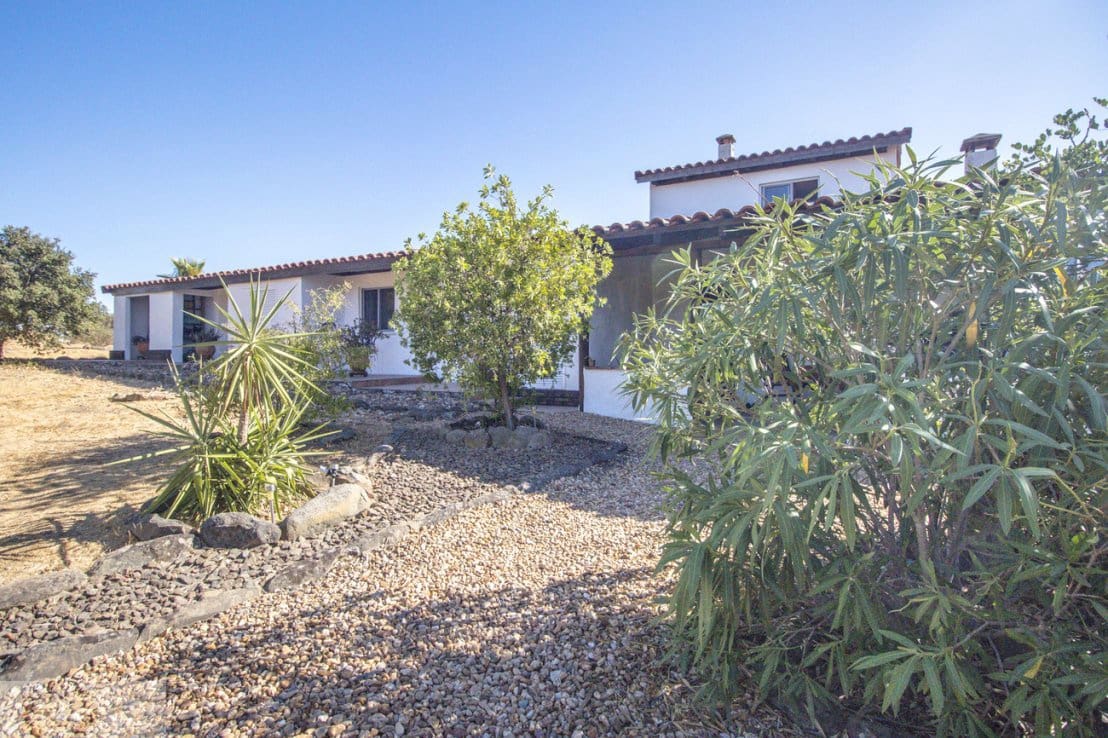 3 soverom Finca/Herregård til salgs i Sanlucar de Guadiana med svømmebasseng - € 495 000 (Ref: 9270534)