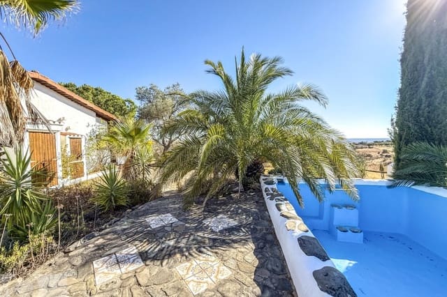 3 soveværelse Finca/Landehus til salg i Sanlúcar de Guadiana med swimmingpool - € 495.000 (Ref: 9270534)