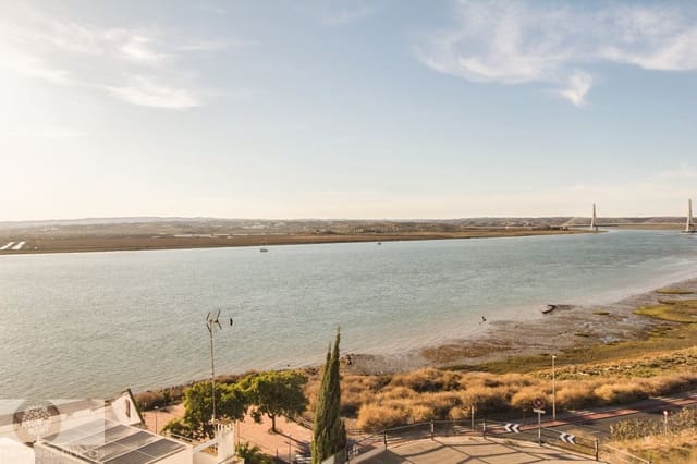 4 chambre Maison de Ville à vendre à Ayamonte - 449 000 € (Ref: 9307237)