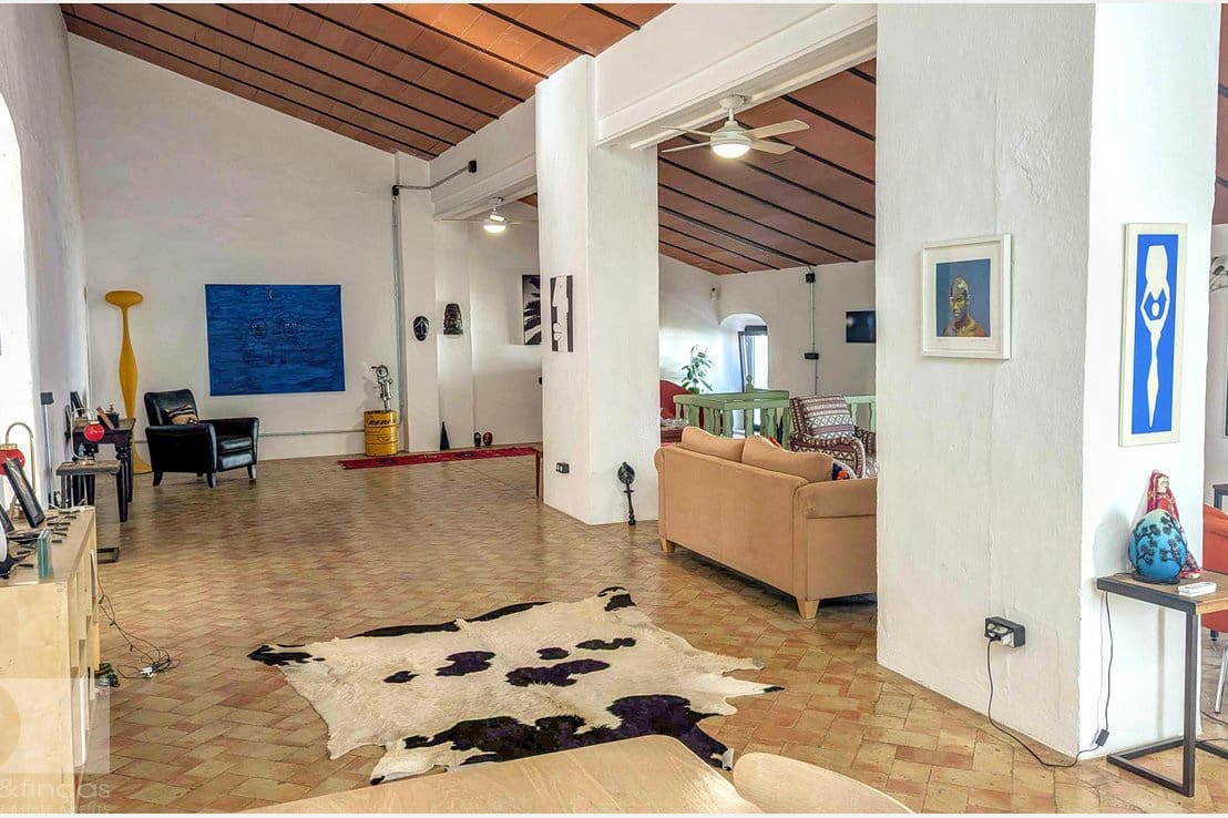 5 sovrum Villa till salu i Badajoz stad - 420 000 € (Ref: 9379649)