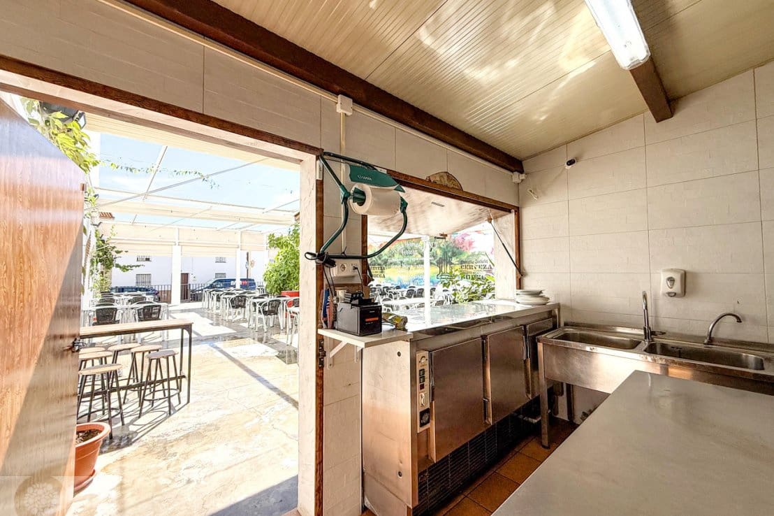 Apartment for sale in Villanueva de los Castillejos - € 550,000 (Ref: 9379906)