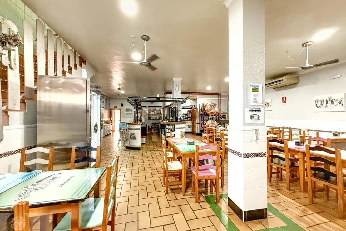 Apartment for sale in Villanueva de los Castillejos - € 550,000 (Ref: 9379906)