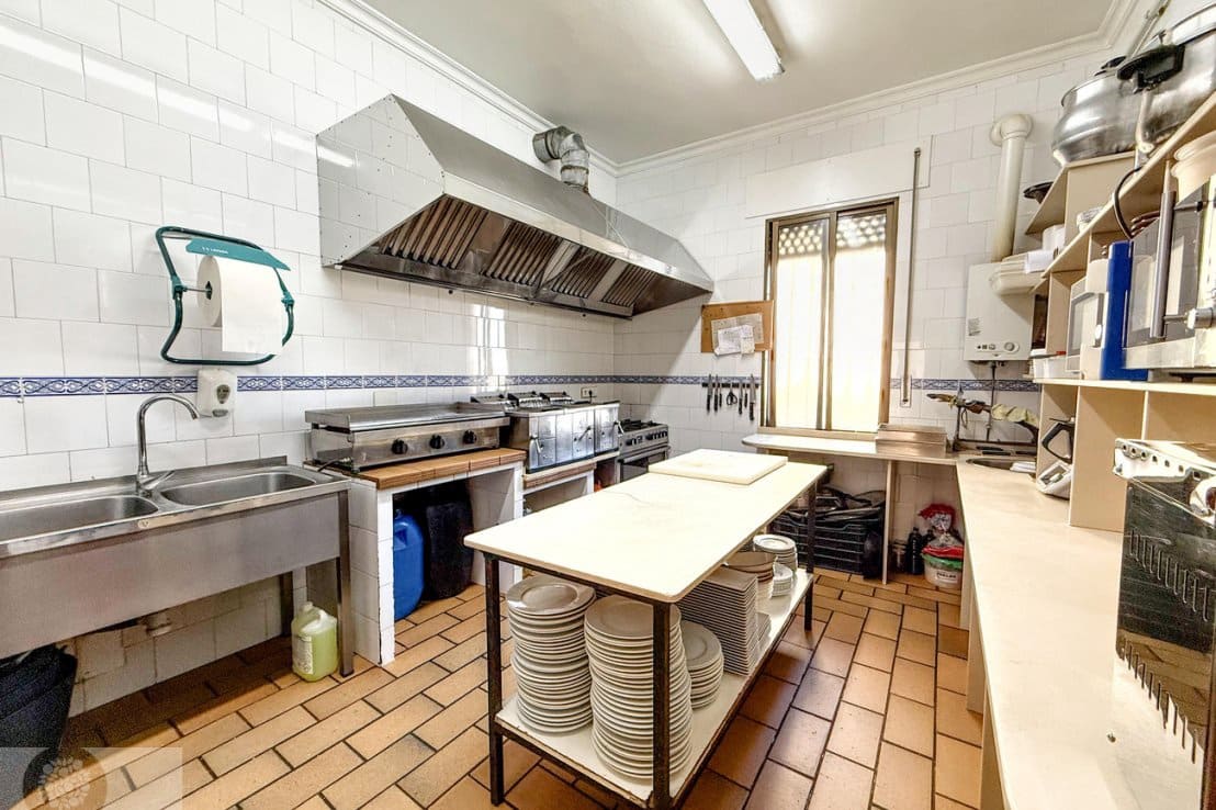 Apartment for sale in Villanueva de los Castillejos - € 550,000 (Ref: 9379906)