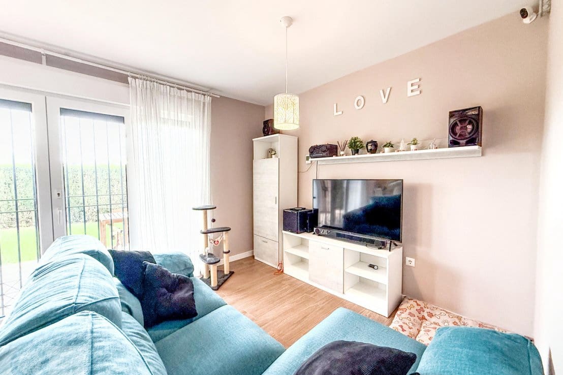 3 slaapkamer Halfvrijstaande villa te koop in Ayamonte met zwembad - € 215.000 (Ref: 9380058)