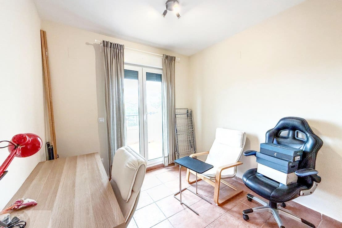 3 slaapkamer Halfvrijstaande villa te koop in Ayamonte met zwembad - € 215.000 (Ref: 9380058)